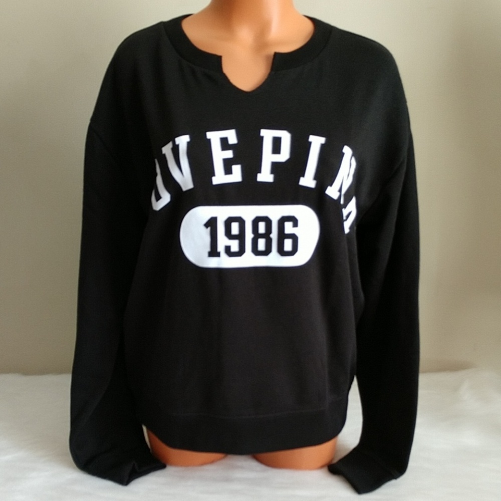 āPINK VICTORIA'S SECRET LONG SLEEVE SIZE S - Picture 1 of 7